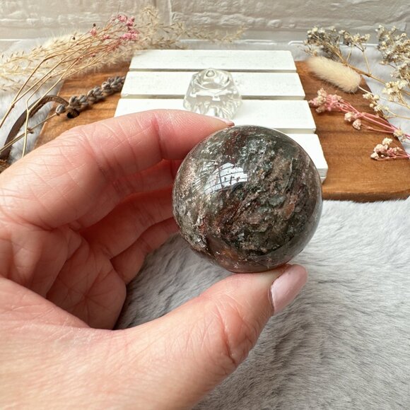 Small Garden Quartz Sphere - Picture 7 of 9